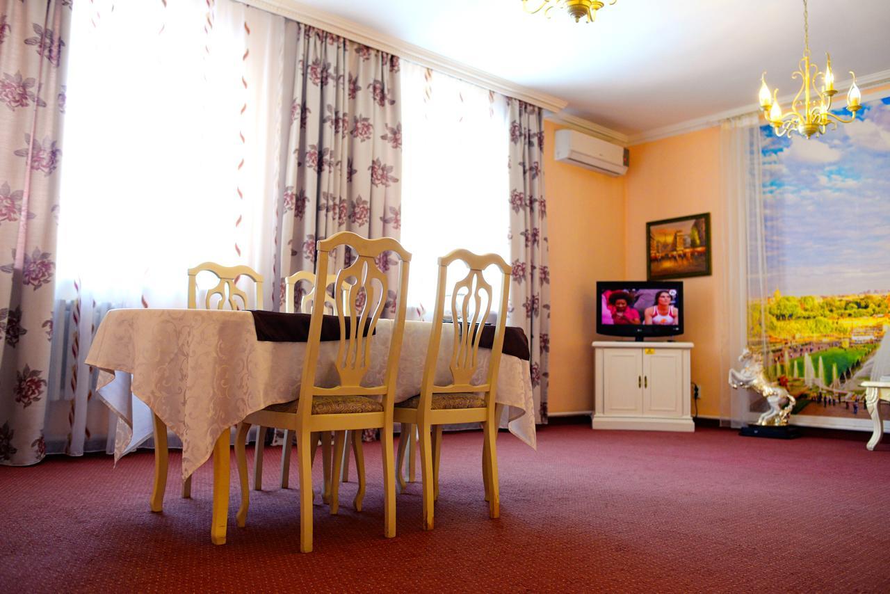 San Marino Hotel Astana Екстериор снимка
