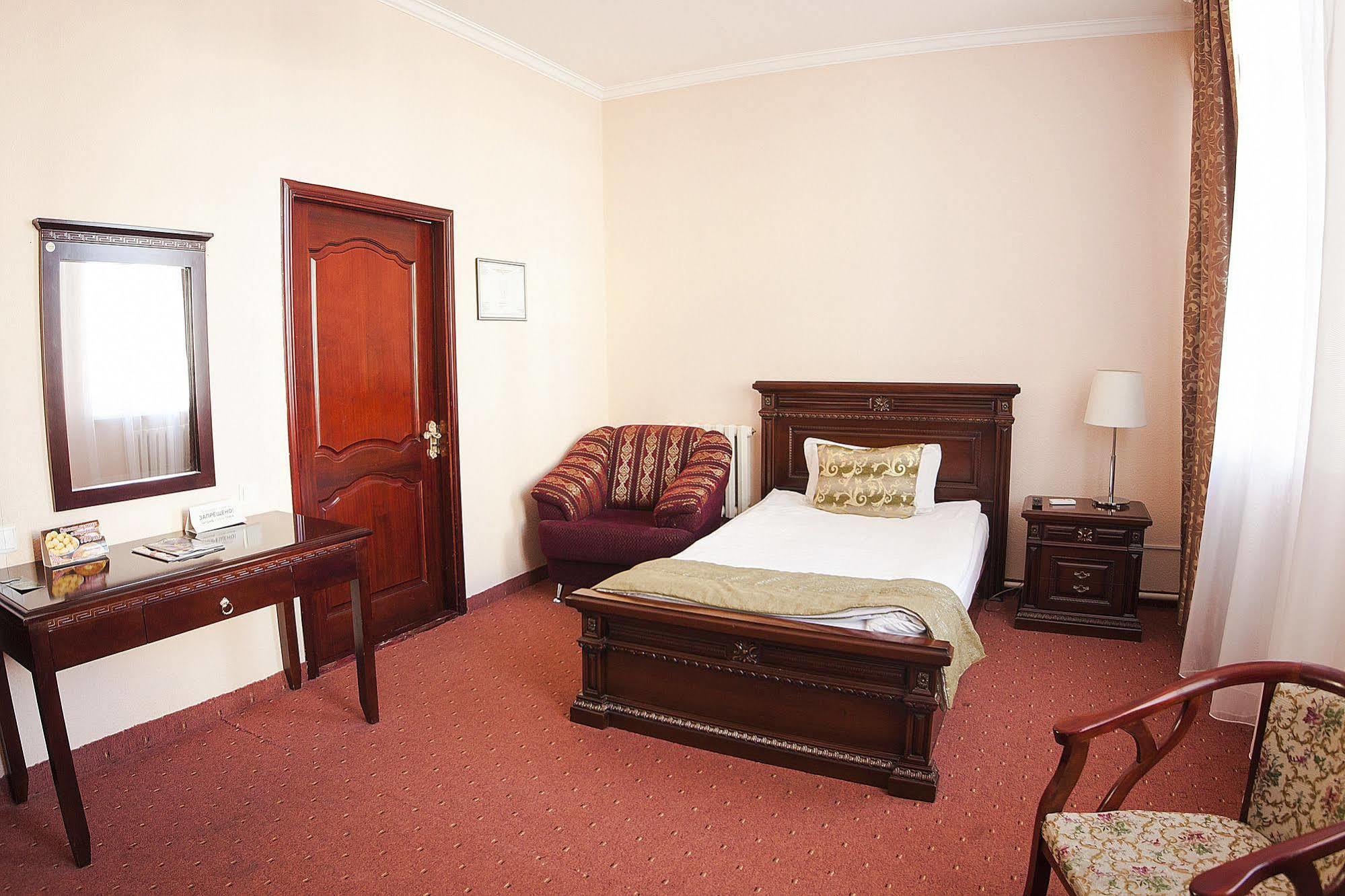 San Marino Hotel Astana Екстериор снимка