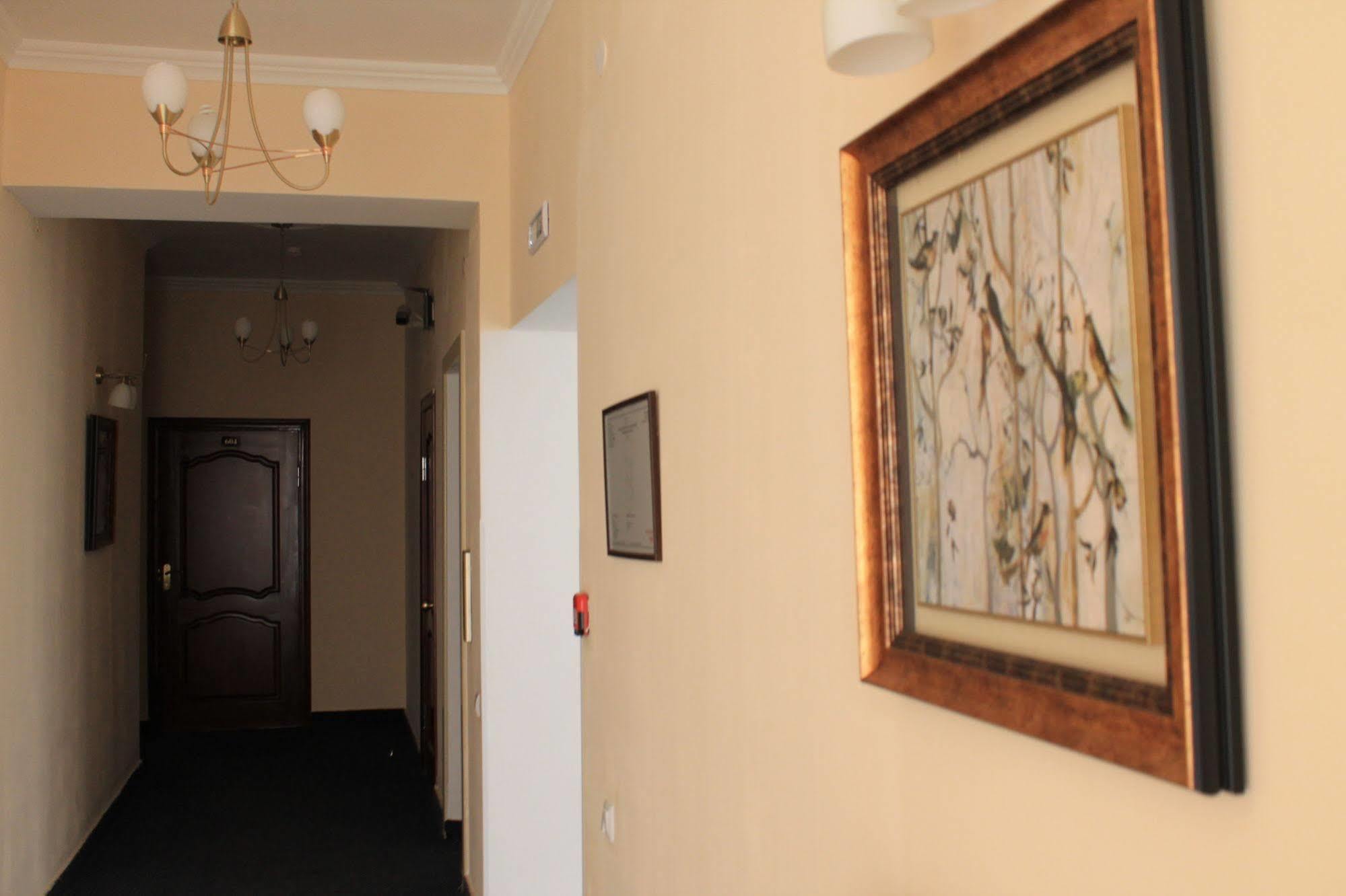 San Marino Hotel Astana Екстериор снимка